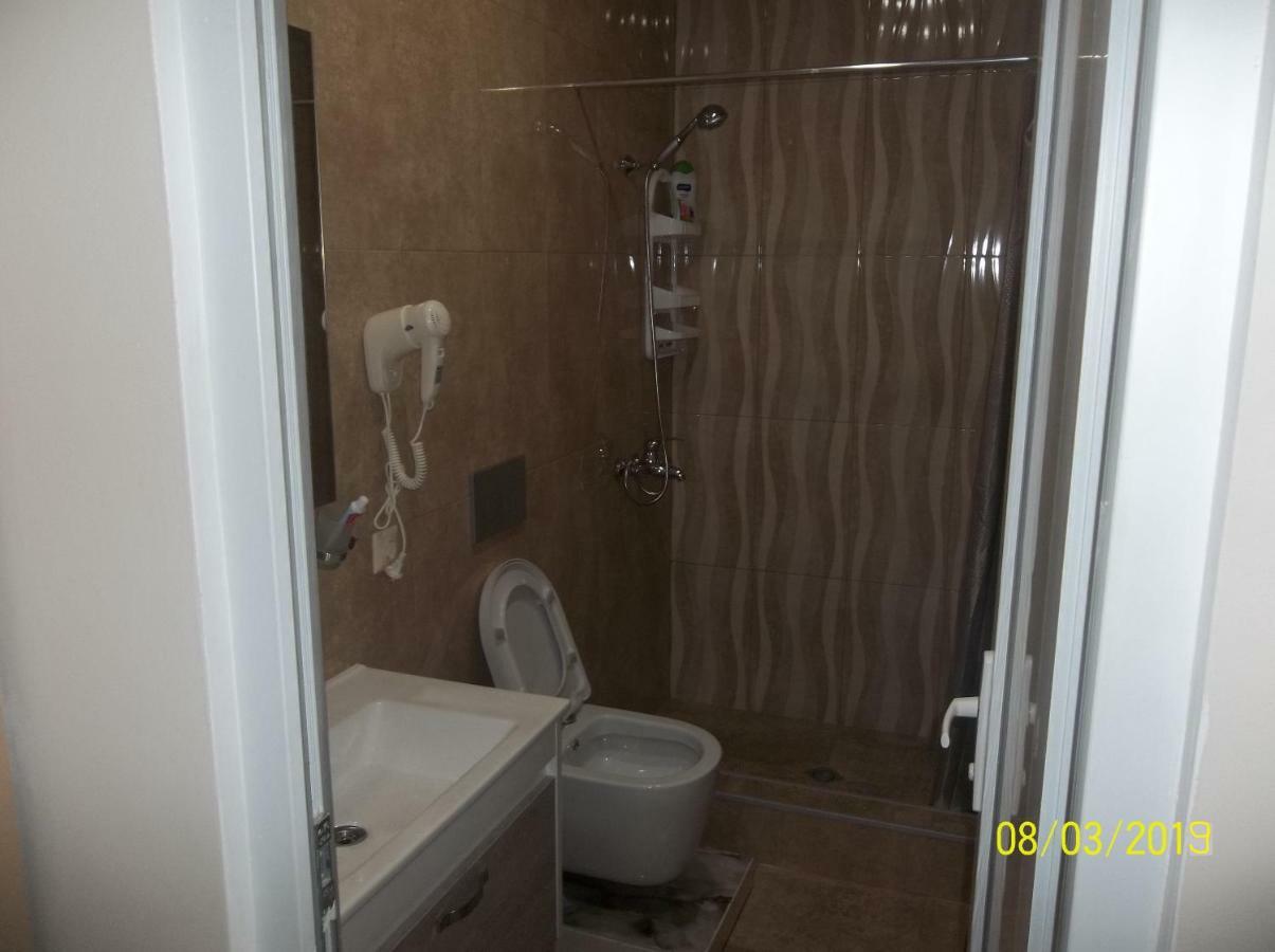 Мате Apartment Batumi Bagian luar foto