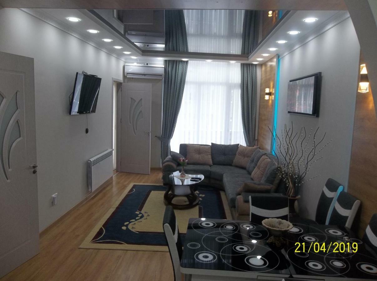 Мате Apartment Batumi Bagian luar foto