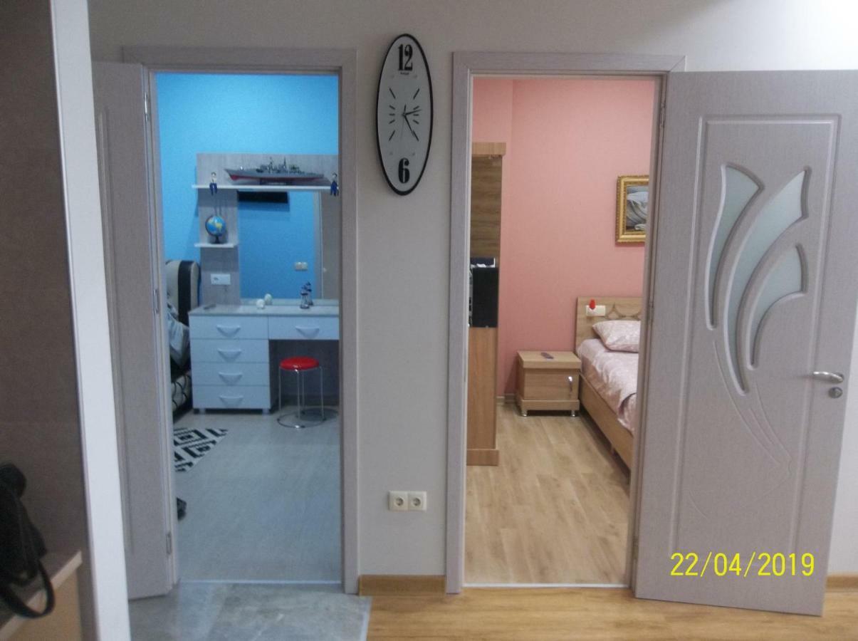 Мате Apartment Batumi Bagian luar foto