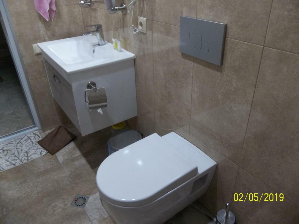 Мате Apartment Batumi Bagian luar foto