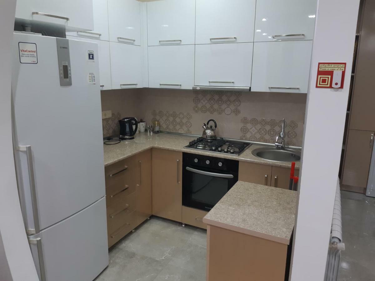 Мате Apartment Batumi Bagian luar foto