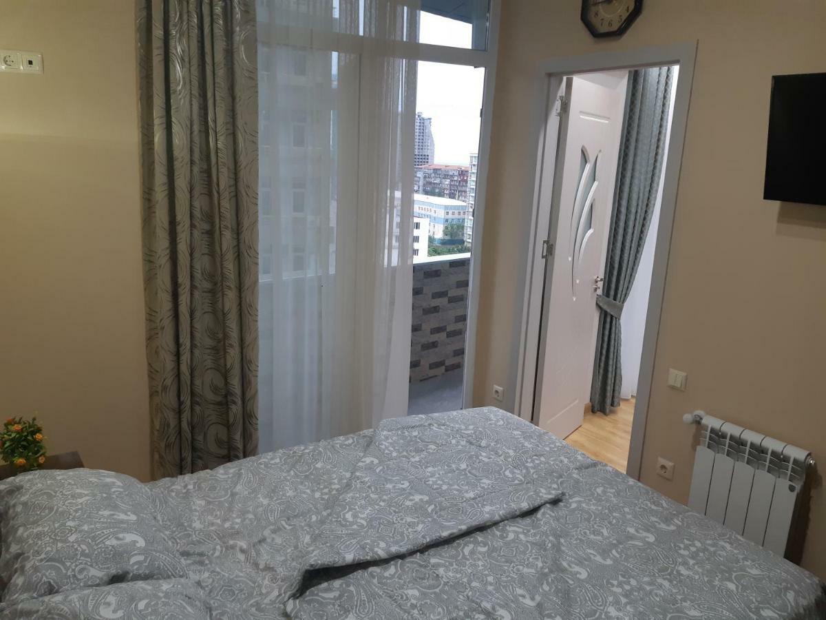 Мате Apartment Batumi Bagian luar foto