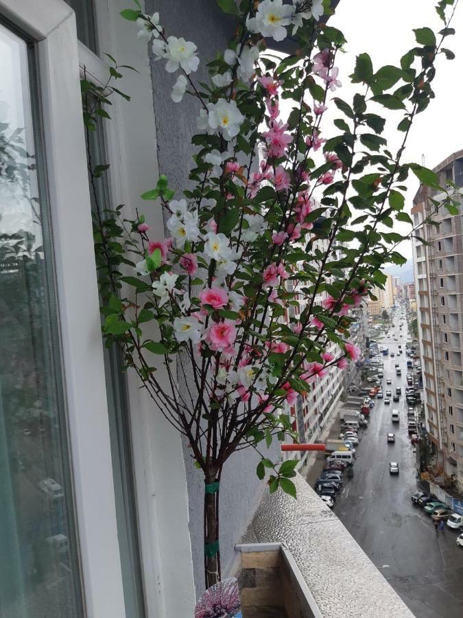 Мате Apartment Batumi Bagian luar foto