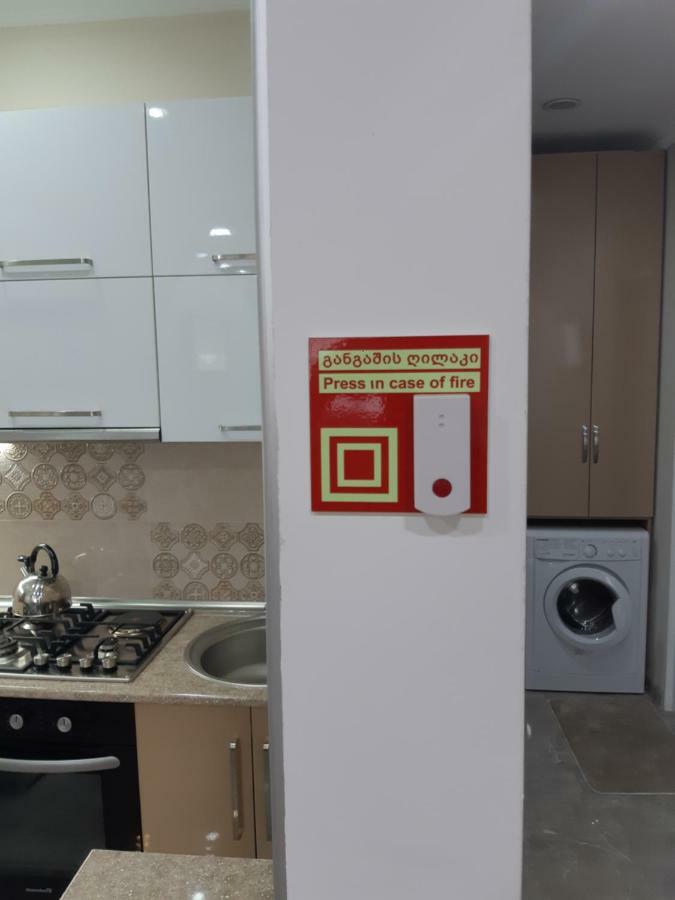 Мате Apartment Batumi Bagian luar foto